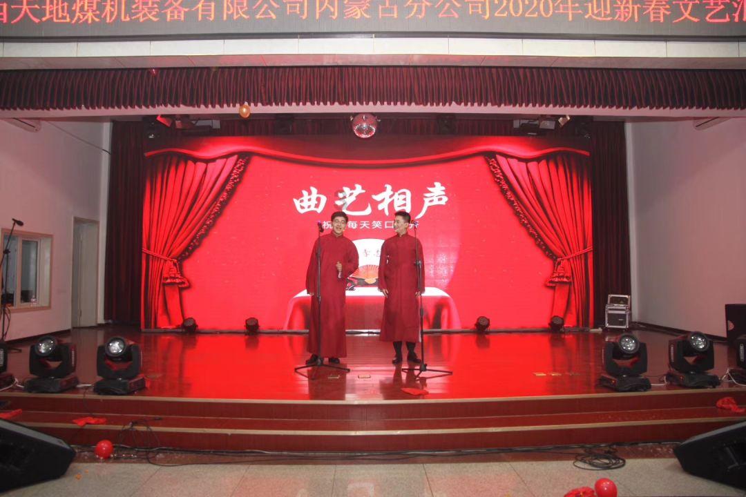 这里曾是武汉最繁华的商业区，如今清冷不少，几乎是没有游客